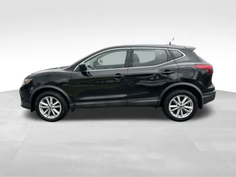 More photos of 2019 Nissan Rogue Sport S at Bridge Auto Group, NJ