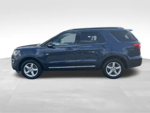 More photos of 2017 Ford Explorer XLT at Bridge Auto Group, NJ