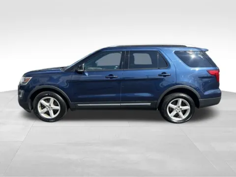 More photos of 2017 Ford Explorer XLT at Bridge Auto Group, NJ