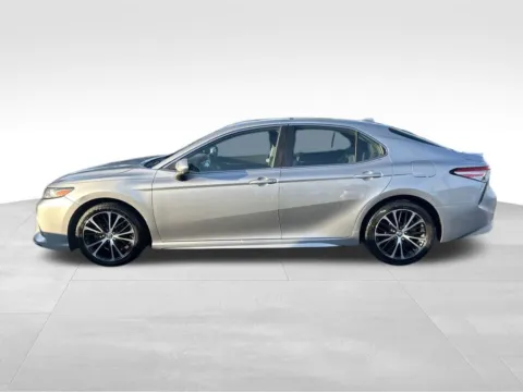 Photos of 2020 Toyota Camry SE for sale in Berlin, NJ at Bridge Auto Group