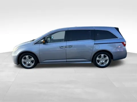 More photos of 2012 Honda Odyssey Touring at Bridge Auto Group, NJ