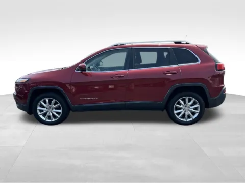 More photos of 2015 Jeep Cherokee Limited at Bridge Auto Group, NJ