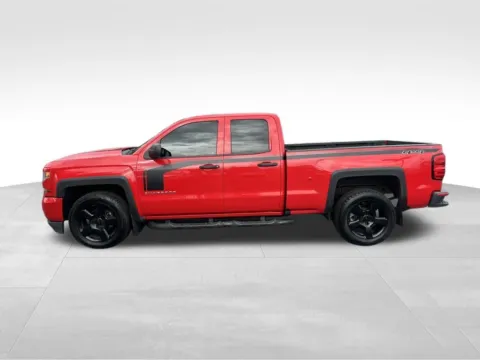 More photos of 2017 Chevrolet Silverado 1500 Custom at Bridge Auto Group, NJ