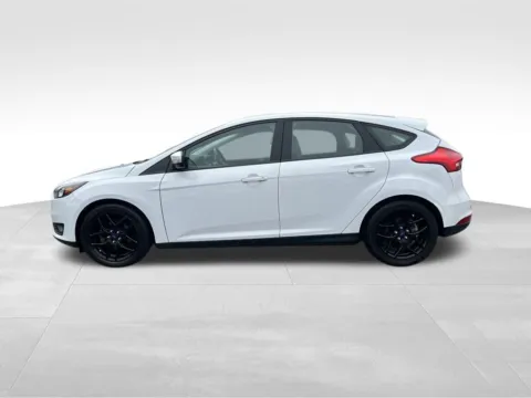 More photos of 2016 Ford Focus SE at Bridge Auto Group, NJ