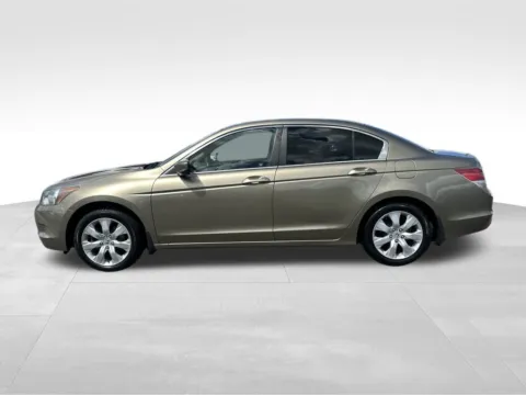 More photos of 2009 Honda Accord EX-L at Bridge Auto Group, NJ