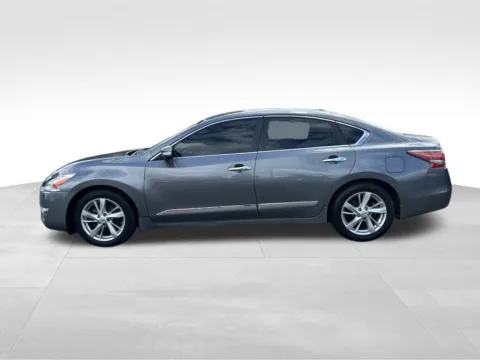 More photos of 2015 Nissan Altima 2.5 SL at Bridge Auto Group, NJ