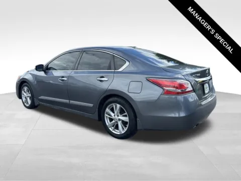 More photos of 2015 Nissan Altima 2.5 SL at Bridge Auto Group, NJ