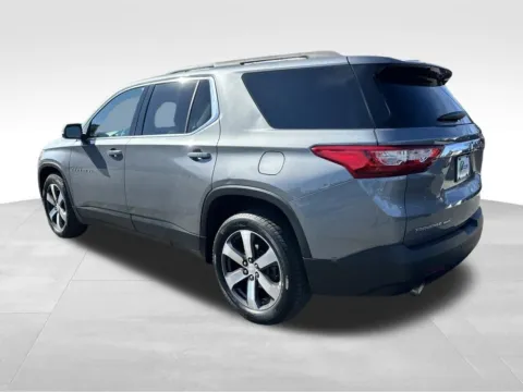 More photos of 2021 Chevrolet Traverse LT Leather at Bridge Auto Group, NJ