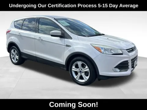 White 2016 Ford Escape SE for sale in Berlin, NJ