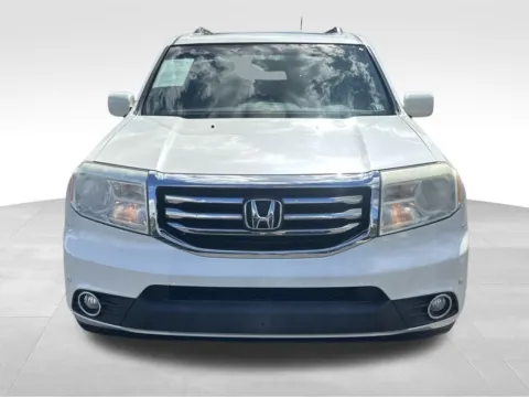 Photos of 2013 Honda Pilot Touring for sale in Berlin, NJ at Bridge Auto Group