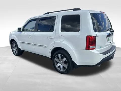 More photos of 2013 Honda Pilot Touring at Bridge Auto Group, NJ