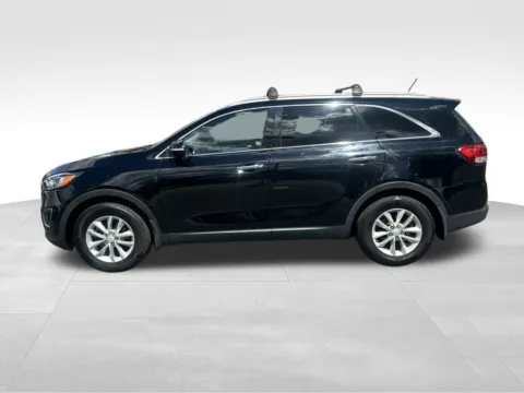 More photos of 2017 Kia Sorento LX at Bridge Auto Group, NJ
