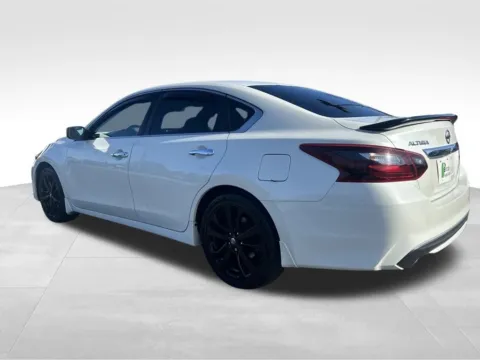 More photos of 2017 Nissan Altima 2.5 SR at Bridge Auto Group, NJ