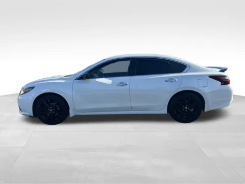 More photos of 2017 Nissan Altima 2.5 SR at Bridge Auto Group, NJ