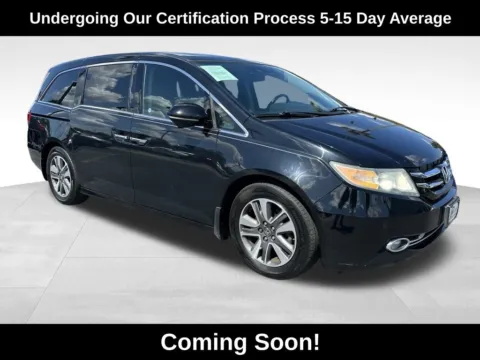 Black 2016 Honda Odyssey Touring for sale in Berlin, NJ