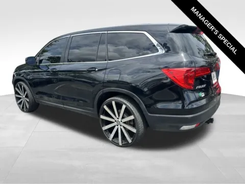 More photos of 2018 Honda Pilot EX-L at Bridge Auto Group, NJ