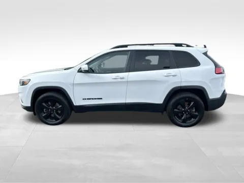 More photos of 2020 Jeep Cherokee Altitude at Bridge Auto Group, NJ