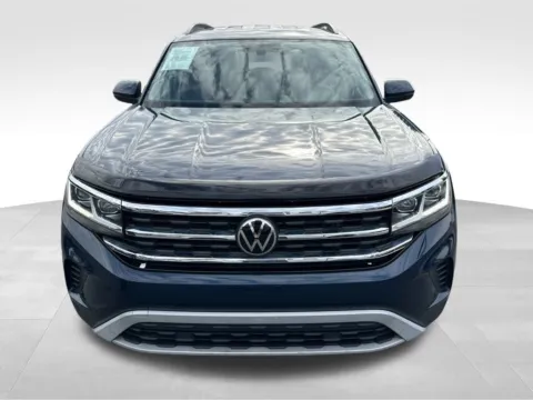 Photos of 2022 Volkswagen Atlas 2.0T SE for sale in Berlin, NJ at Bridge Auto Group