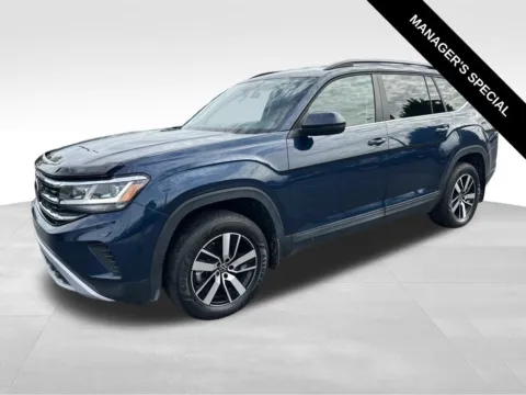 Another view of 2022 Volkswagen Atlas 2.0T SE for sale in Berlin, NJ at Bridge Auto Group