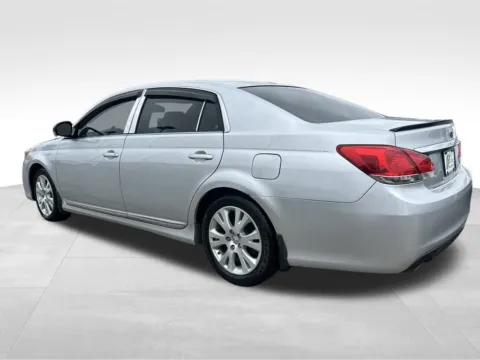 More photos of 2011 Toyota Avalon at Bridge Auto Group, NJ