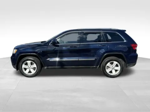 More photos of 2013 Jeep Grand Cherokee Laredo at Bridge Auto Group, NJ