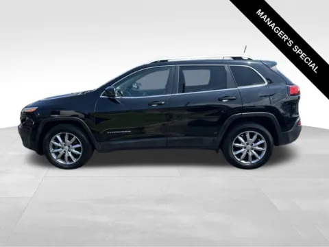 More photos of 2018 Jeep Cherokee Limited at Bridge Auto Group, NJ