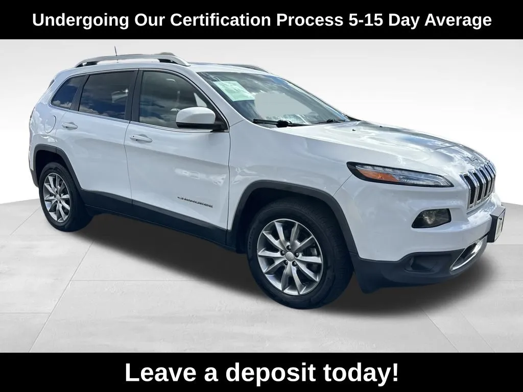 White 2018 Jeep Cherokee Limited for sale in Berlin, NJ
