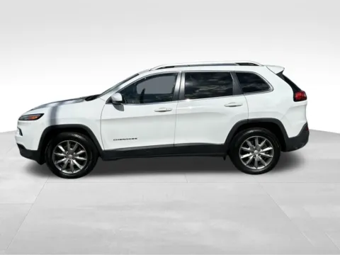 More photos of 2018 Jeep Cherokee Limited at Bridge Auto Group, NJ