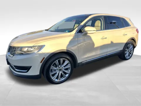 Another view of 2016 Lincoln MKX Reserve for sale in Berlin, NJ at Bridge Auto Group
