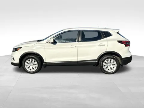 More photos of 2020 Nissan Rogue Sport S at Bridge Auto Group, NJ