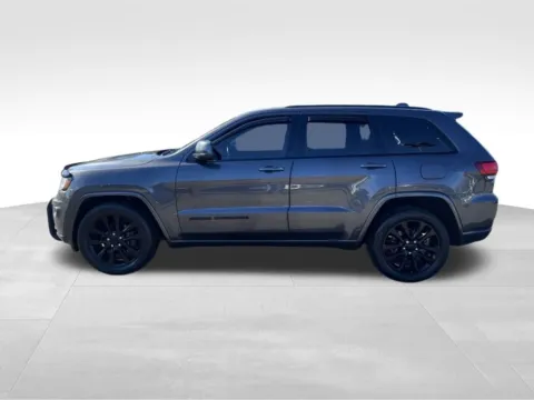 Photos of 2018 Jeep Grand Cherokee Altitude for sale in Berlin, NJ at Bridge Auto Group