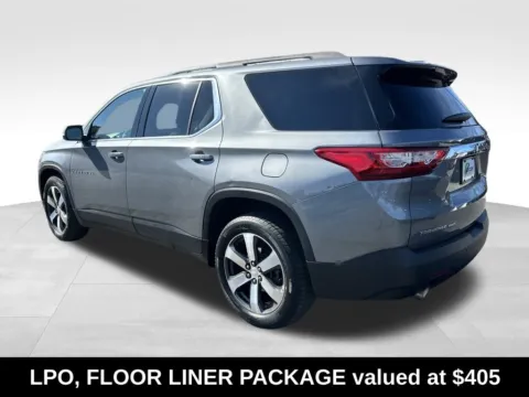 More photos of 2021 Chevrolet Traverse LT Leather at Bridge Auto Group, NJ