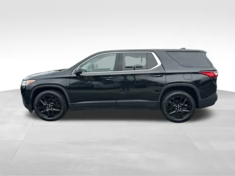 More photos of 2021 Chevrolet Traverse LS at Bridge Auto Group, NJ