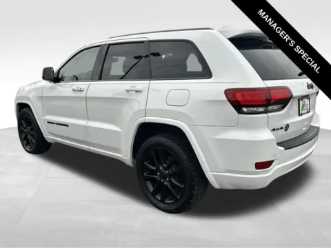 More photos of 2019 Jeep Grand Cherokee Altitude at Bridge Auto Group, NJ