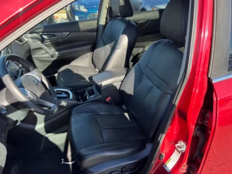 More photos of 2016 Nissan Rogue SL at Bridge Auto Group, NJ