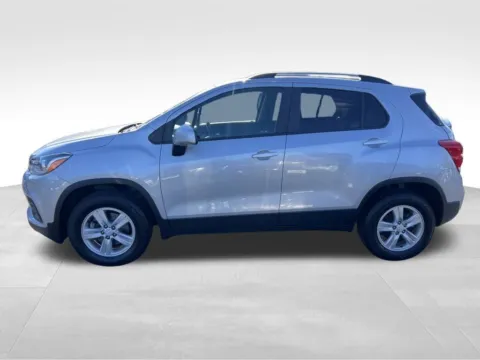 More photos of 2021 Chevrolet Trax LT at Bridge Auto Group, NJ