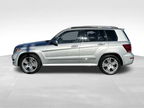 More photos of 2013 Mercedes-Benz GLK 350 at Bridge Auto Group, NJ