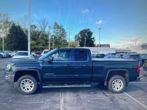 Photos of 2018 GMC Sierra 1500 SLE for sale in Nashua, NH at CarFive Nashua, NH