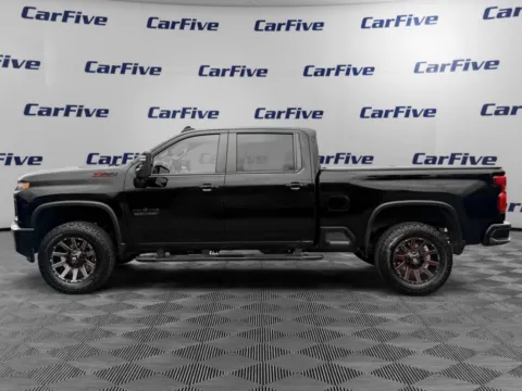 Photos of 2020 Chevrolet Silverado 2500HD LT for sale in Nashua, NH at CarFive Nashua, NH