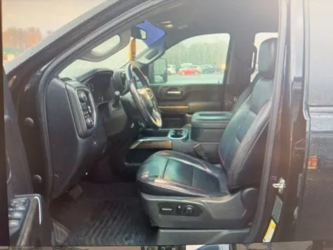 More photos of 2020 Chevrolet Silverado 2500HD LT at CarFive Nashua, NH, NH