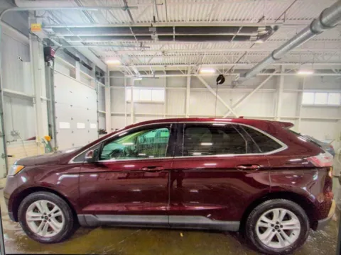 Photos of 2019 Ford Edge SEL for sale in Nashua, NH at CarFive Nashua, NH