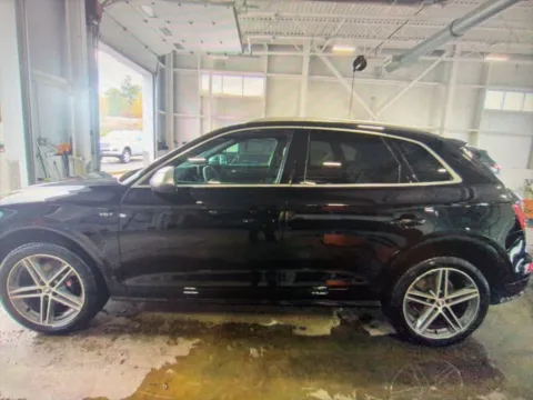 Photos of 2018 Audi SQ5 3.0T Premium Plus for sale in Nashua, NH at CarFive Nashua, NH