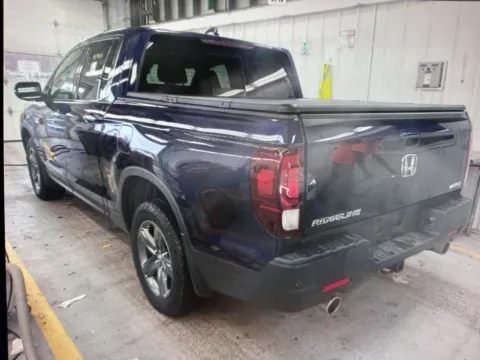 Another view of 2023 Honda Ridgeline RTL-E for sale in Nashua, NH at CarFive Nashua, NH
