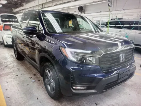 More photos of 2023 Honda Ridgeline RTL-E at CarFive Nashua, NH, NH