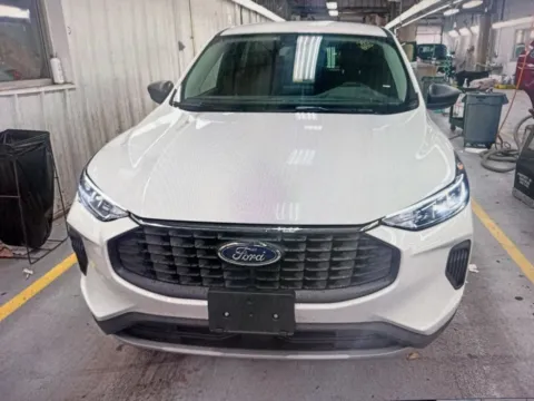 Photos of 2025 Ford Escape Active for sale in Nashua, NH at CarFive Nashua, NH