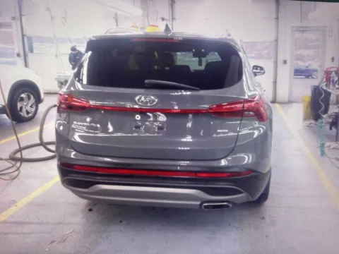 More photos of 2023 Hyundai Santa Fe SEL at CarFive Nashua, NH, NH