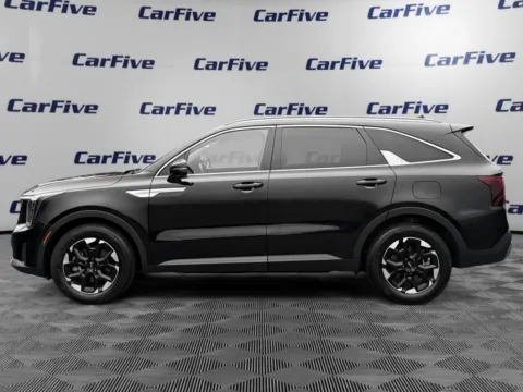 Photos of 2024 Kia Sorento S for sale in Nashua, NH at CarFive Nashua, NH
