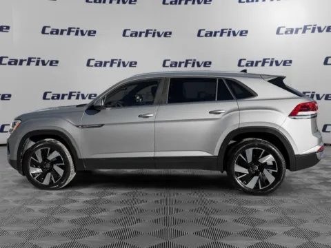 Photos of 2025 Volkswagen Atlas Cross Sport 2.0T SE w/Technology for sale in Nashua, NH at CarFive Nashua, NH