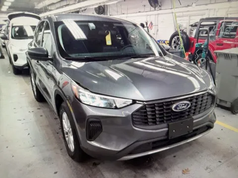 More photos of 2025 Ford Escape Active at CarFive Nashua, NH, NH