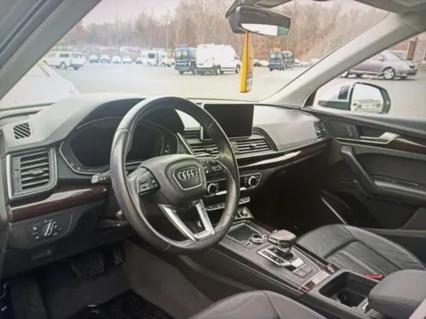 More photos of 2020 Audi Q5 45 Premium Plus at CarFive Nashua, NH, NH